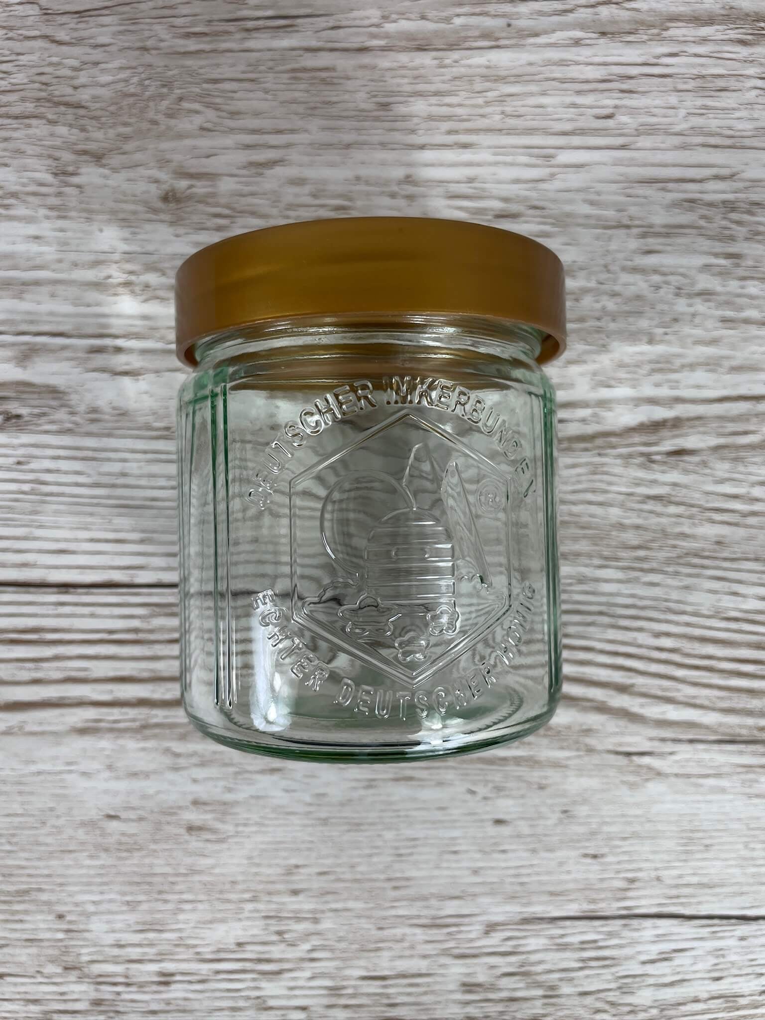 Original DIB Honigglas 500g mit goldfarbenem Kunststoffdeckel und Bienenkorb-Prägung
