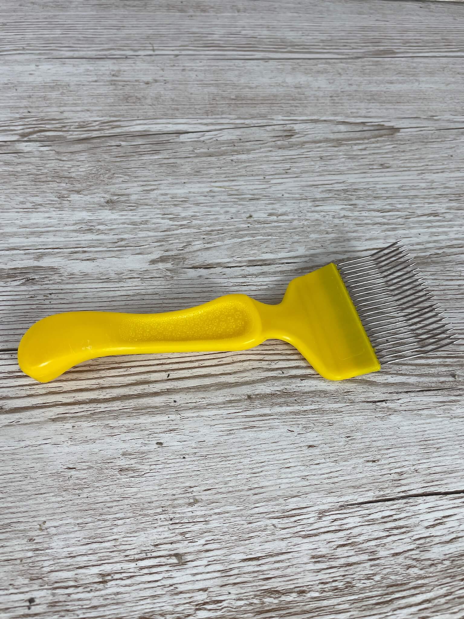 Entdecklungsgabel gebogen aus Edelstahl mit ergonomischem Griff von Imkereibedarf Altools