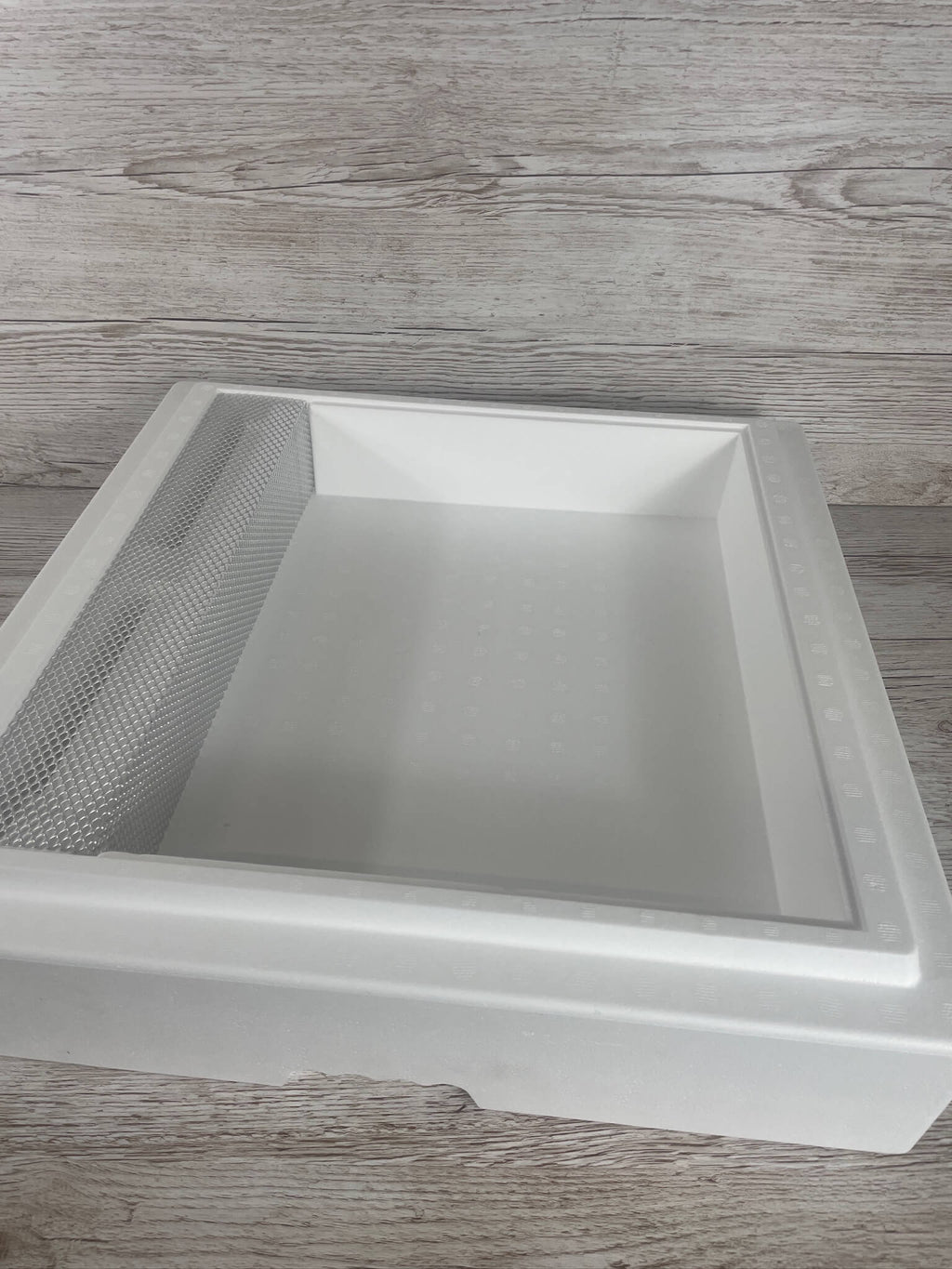 Segeberger Futterzarge Classic aus Styropor mit Mittelaufstieg von Imkereibedarf Altools
